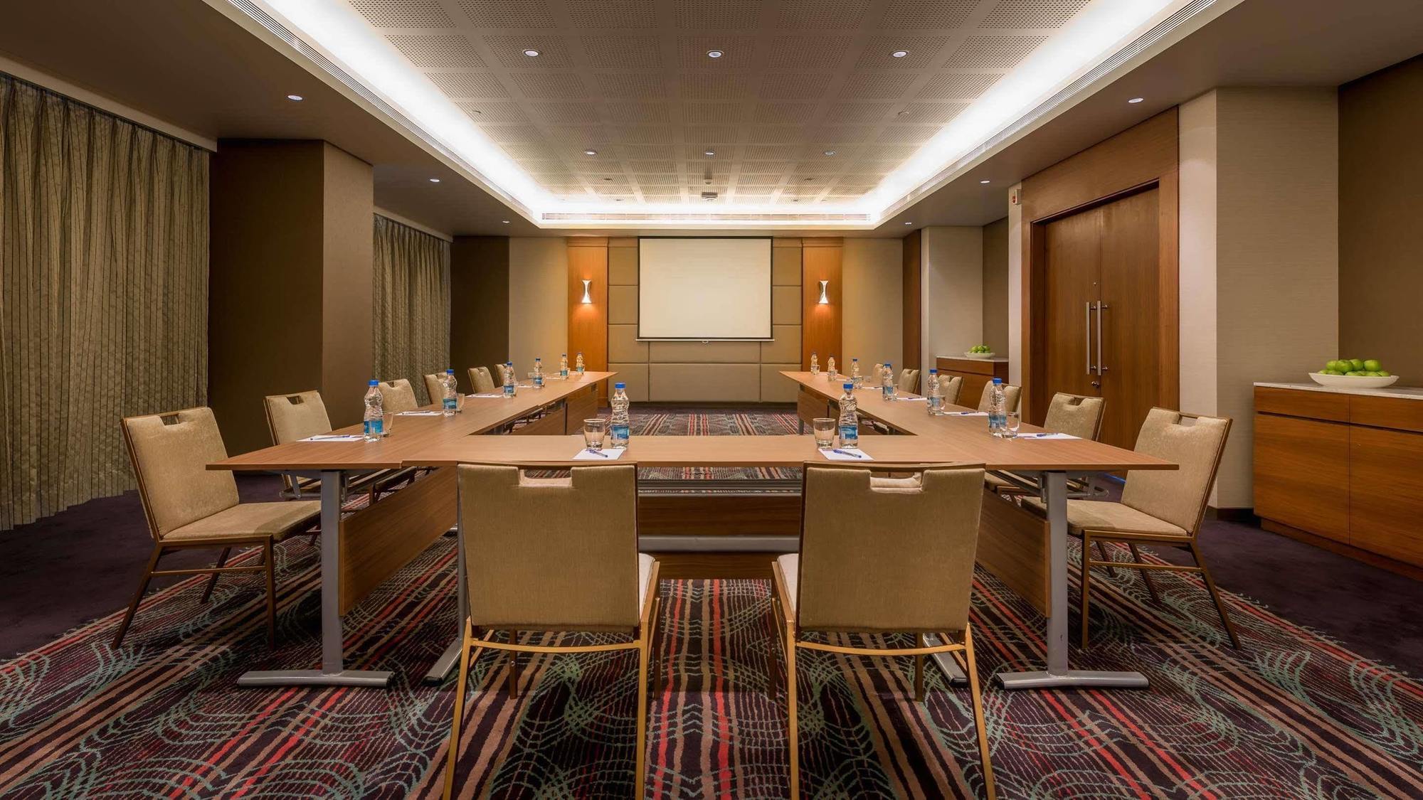Hyatt Place Pune Хинджевади Екстериор снимка